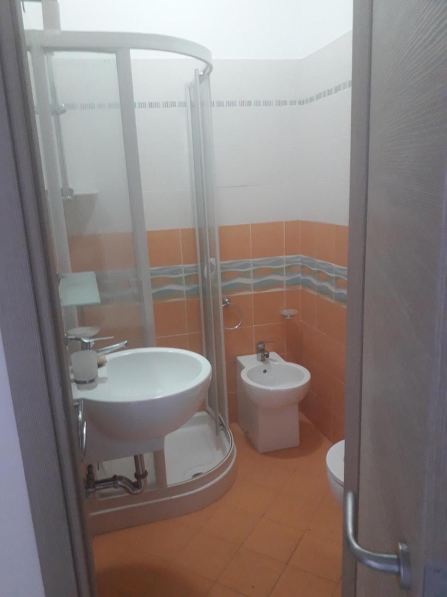 Casa A 100Mt Mare Apartman Pozzallo Szoba fotó